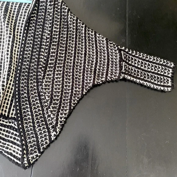 QED London Open Front Knit Cable Cardigan Size Large - Picture 5 of 9